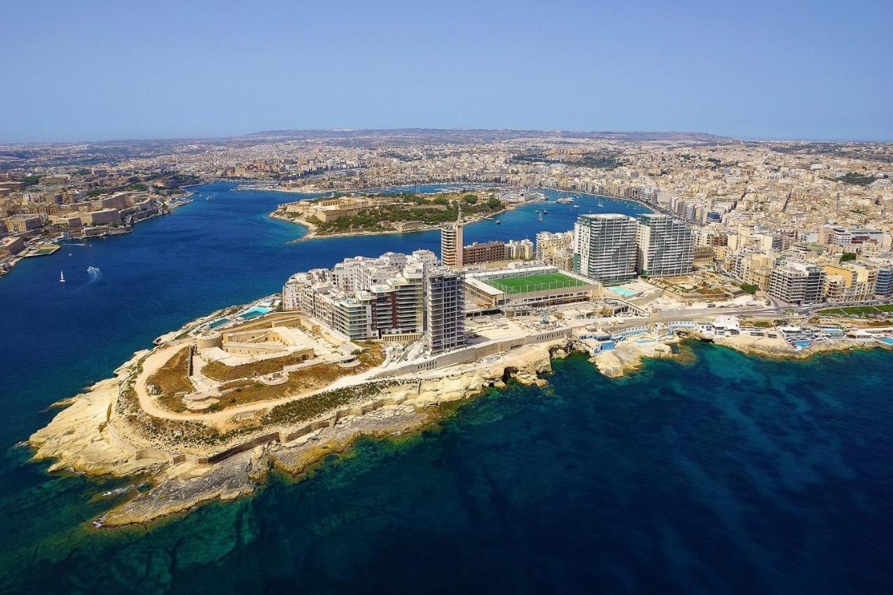 Luxury Apt W/ Side Seaviews And Pool, Top Location Слима Екстериор снимка